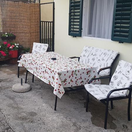 Apartment Lidija Herceg Novi Buitenkant foto